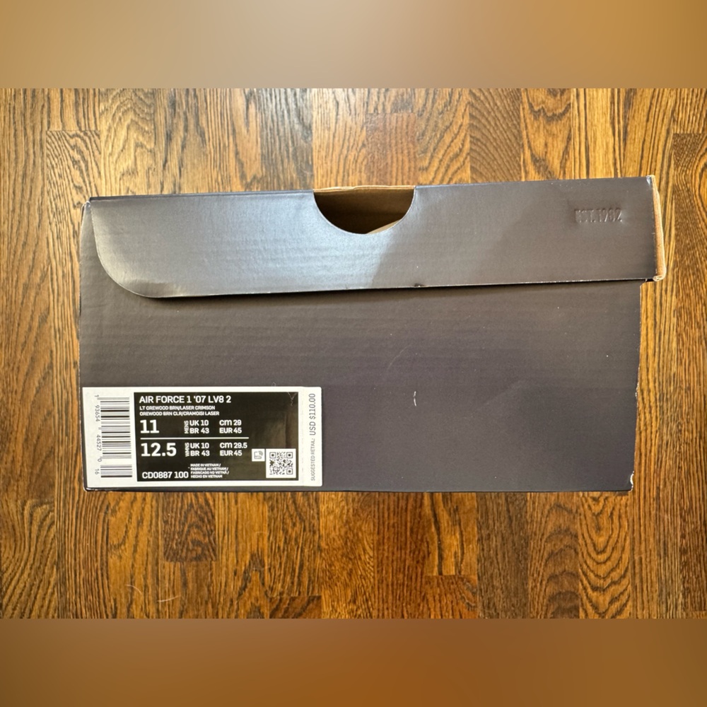 Men’s Nike Air Force One ‘07 lv8 pristine condition in original packaging - Picture 2 of 9